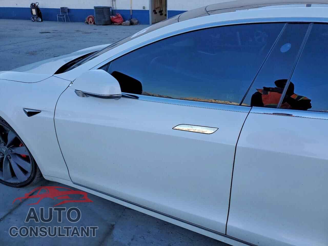 TESLA MODEL S 2016 - 5YJSA1E41GF168149