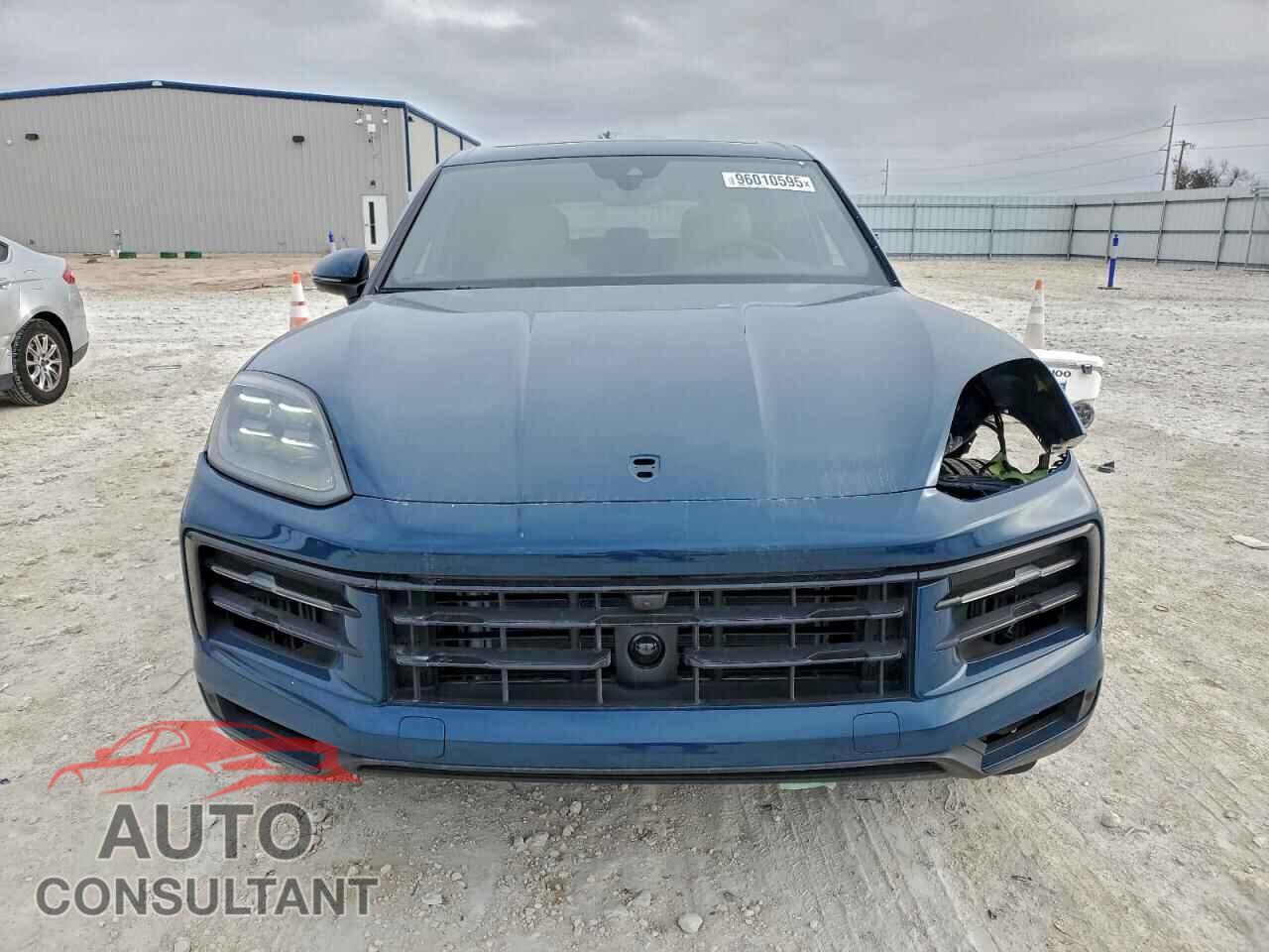 PORSCHE CAYENNE 2025 - WP1AA2AY8SDA04499