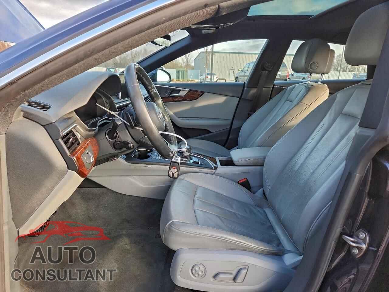 AUDI A5 2018 - WAUBNCF53JA114615