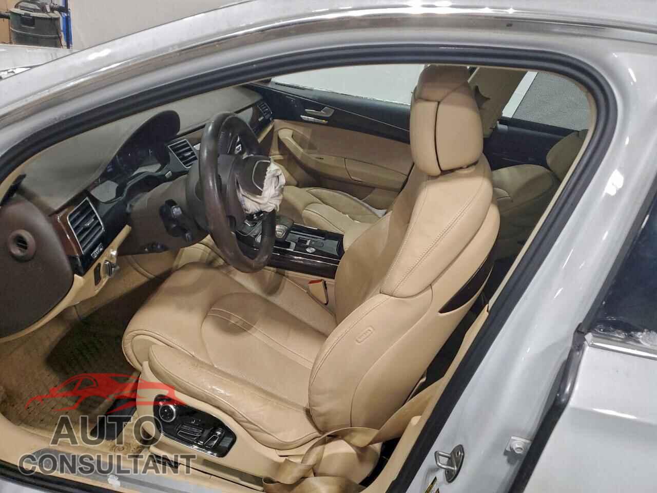 AUDI A8 2015 - WAU3GAFD9FN021592