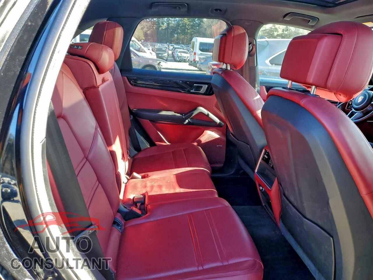 PORSCHE CAYENNE 2021 - WP1AA2AY8MDA07664