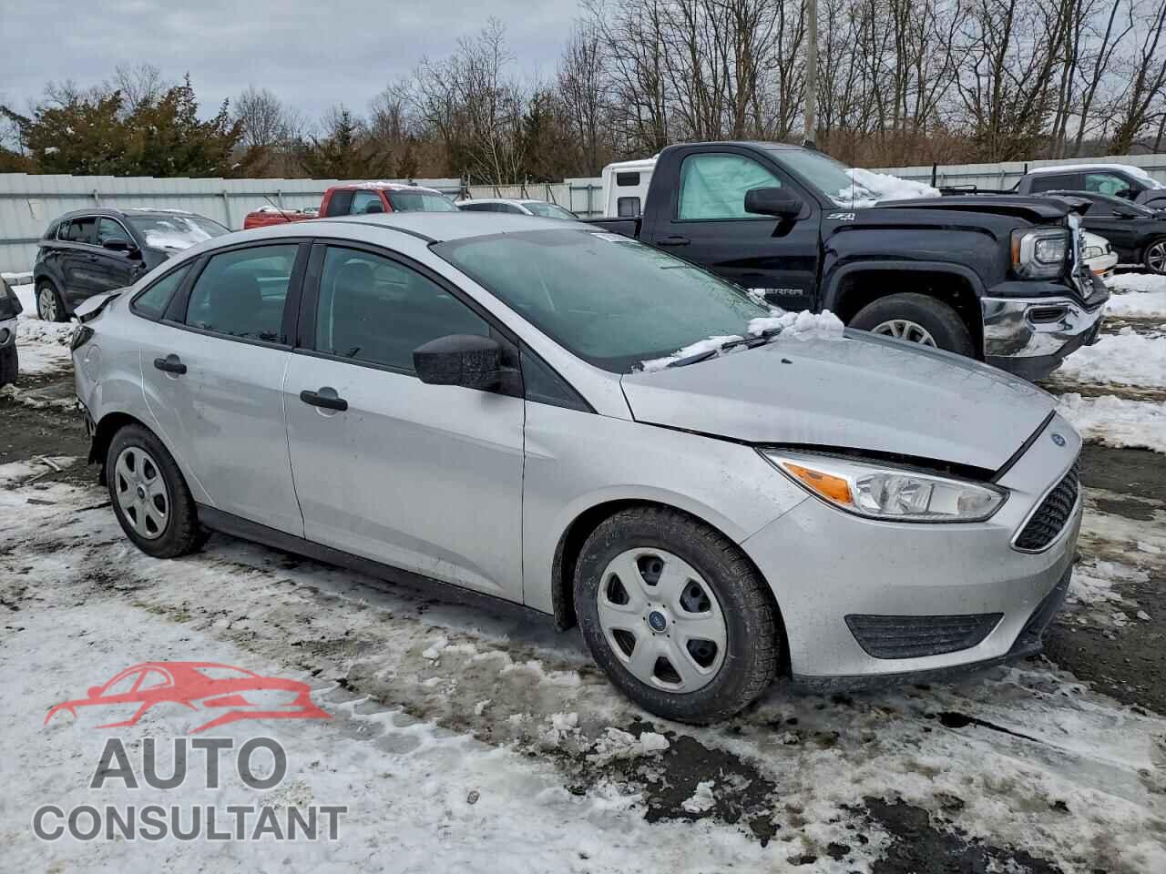 FORD FOCUS 2018 - 1FADP3E26JL295748