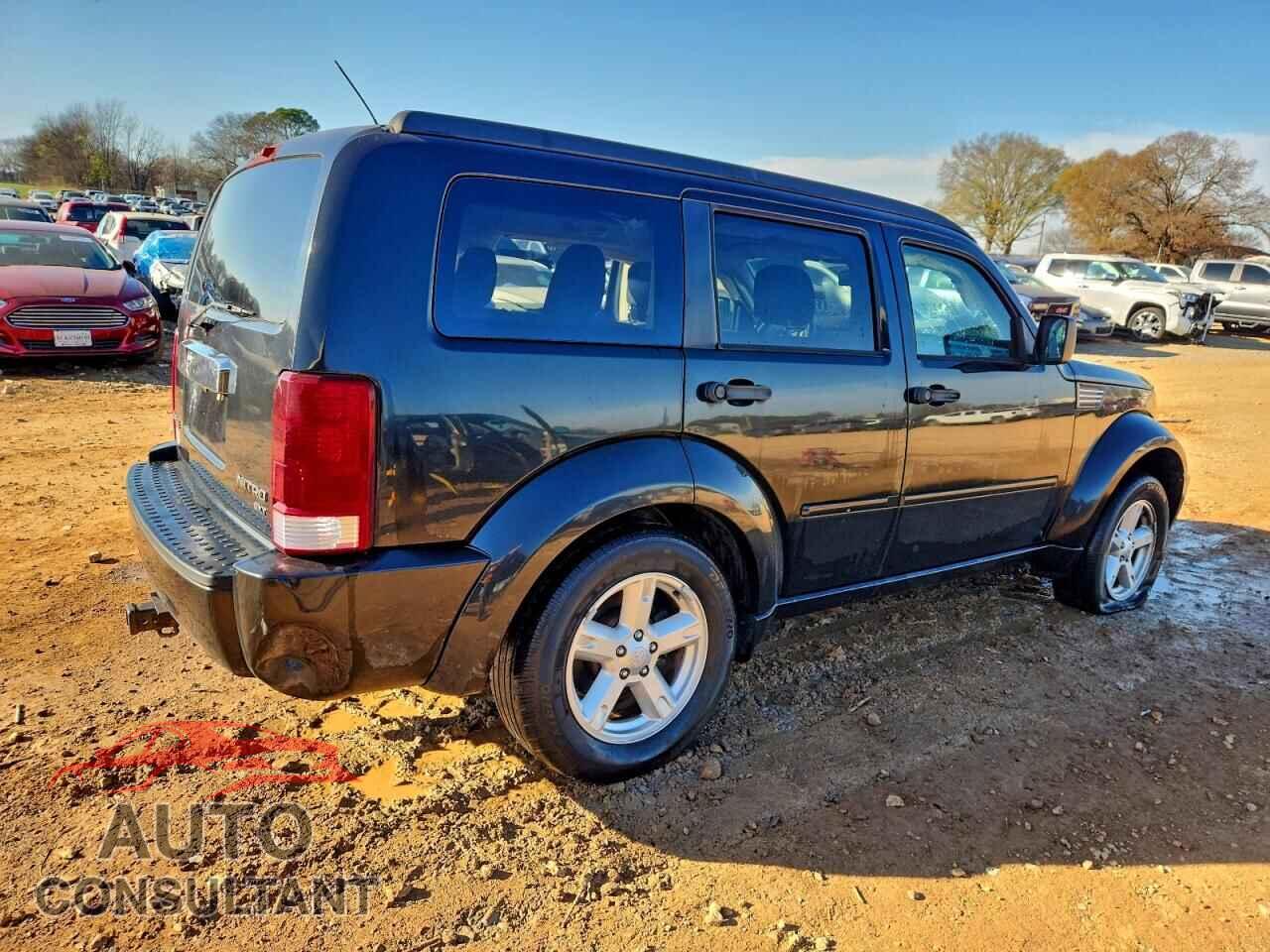 DODGE NITRO 2011 - 1D4PT5GK6BW545004