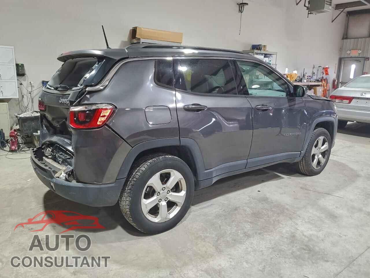 JEEP COMPASS 2018 - 3C4NJDBBXJT202731