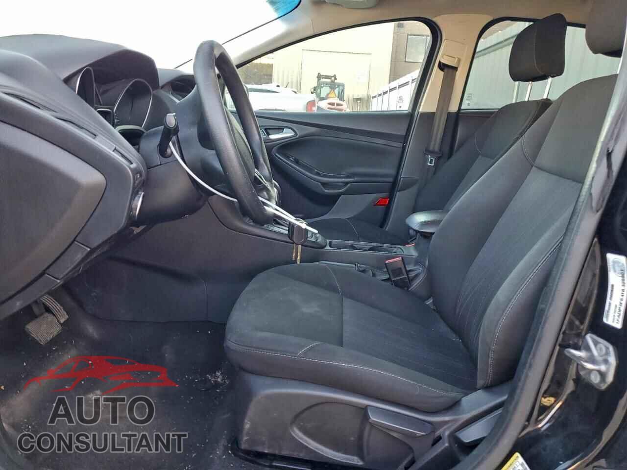 FORD FOCUS 2017 - 1FADP3FE4HL328801