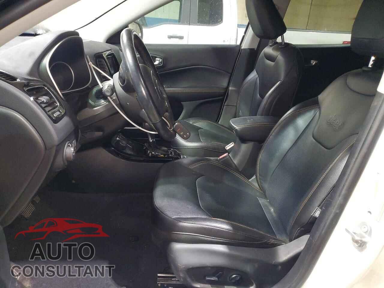 JEEP COMPASS 2020 - 3C4NJDCB4LT254647