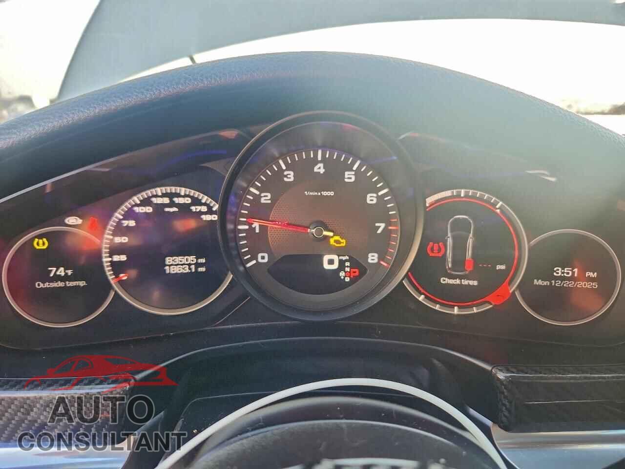PORSCHE PANAMERA 2018 - WP0AA2A75JL103570