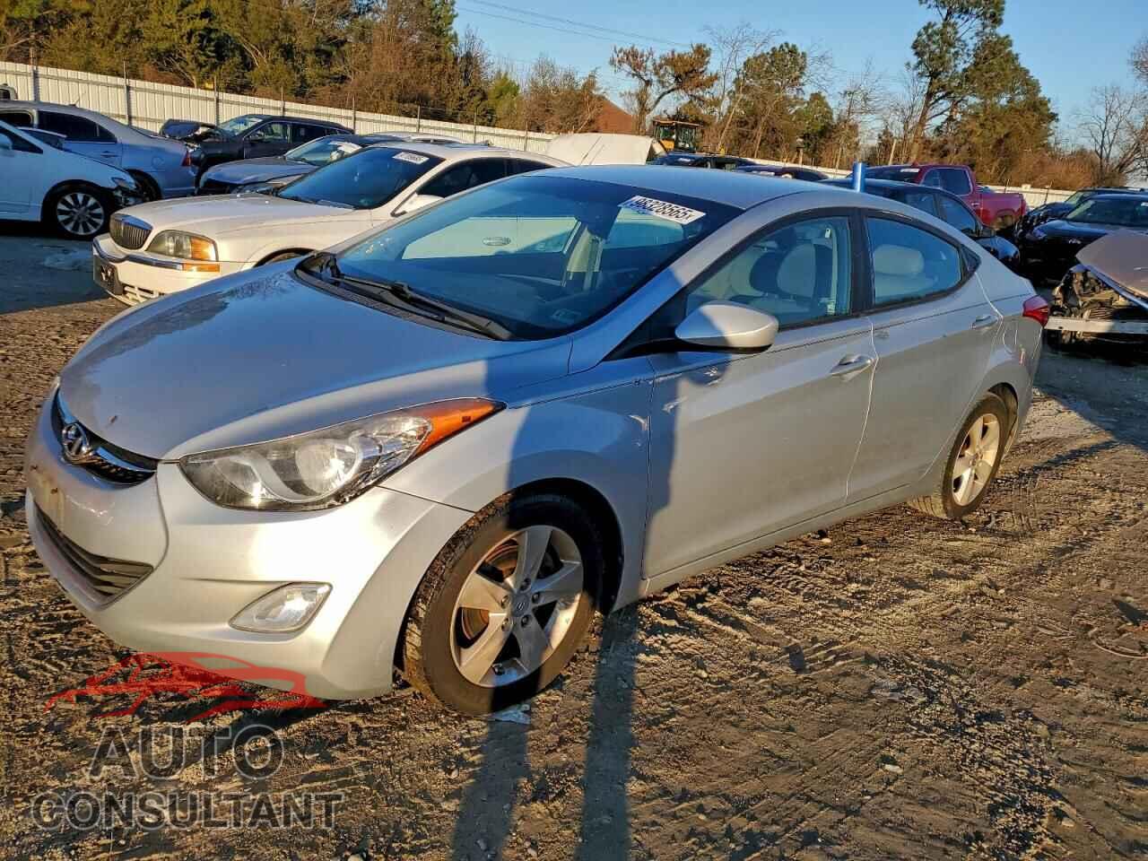 HYUNDAI ELANTRA 2012 - 5NPDH4AE9CH069143