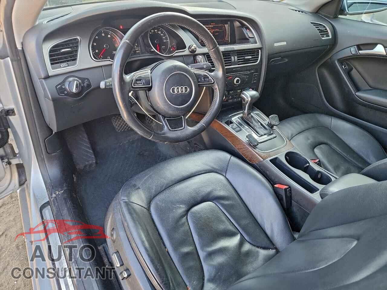 AUDI A5 2013 - WAUCFAFR4DA054583