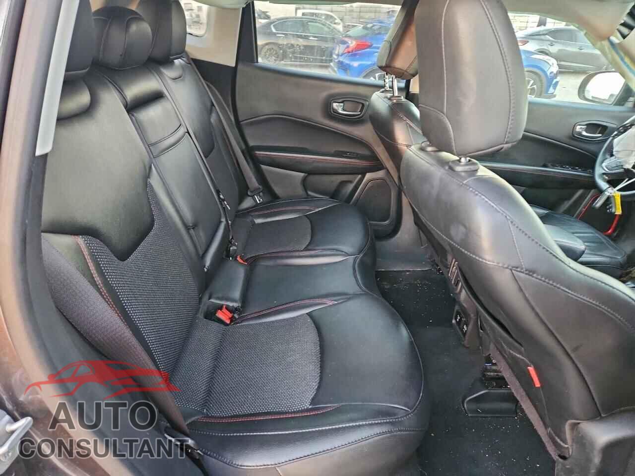 JEEP COMPASS 2019 - 3C4NJDDB8KT816739