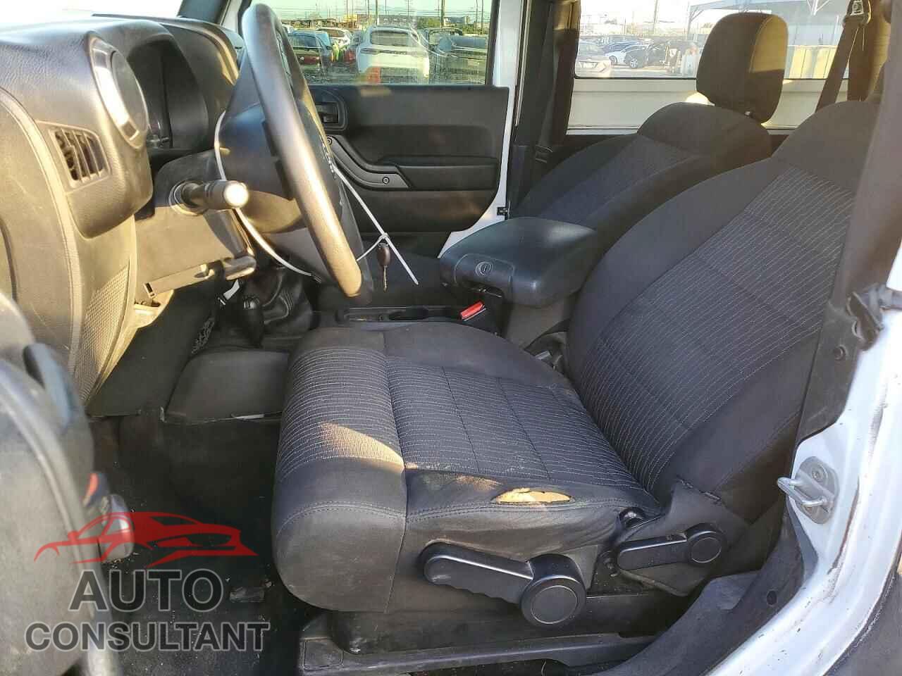 JEEP WRANGLER 2011 - 1J4AA2D16BL536673