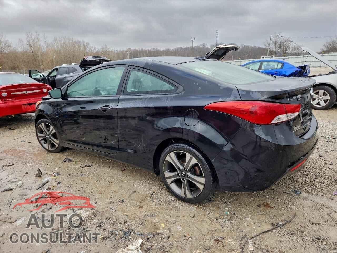 HYUNDAI ELANTRA 2013 - KMHDH6AE8DU005285