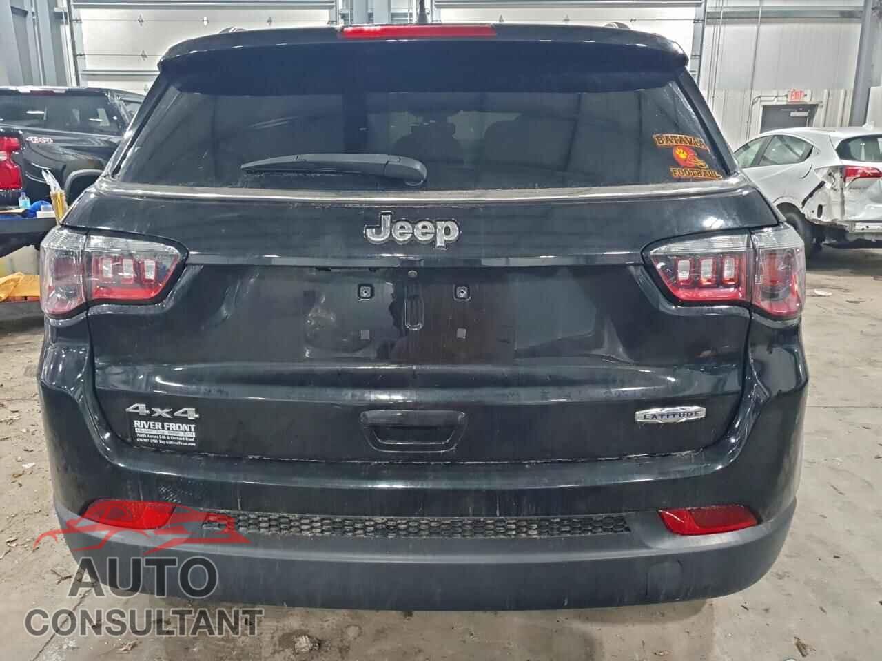 JEEP COMPASS 2021 - 3C4NJDBB3MT552318