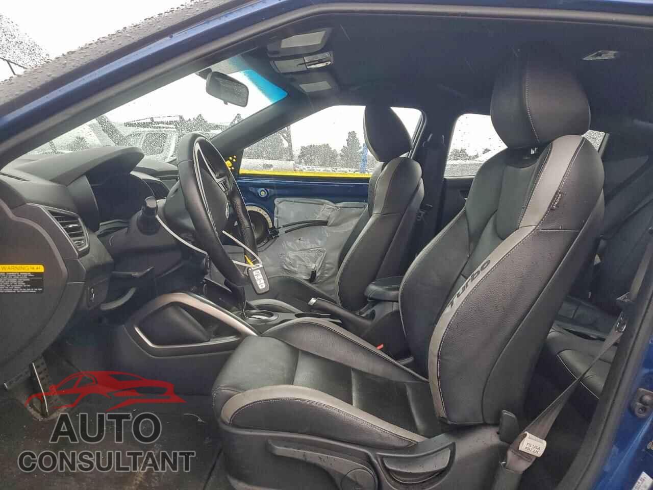 HYUNDAI VELOSTER 2017 - KMHTC6AE3HU314162