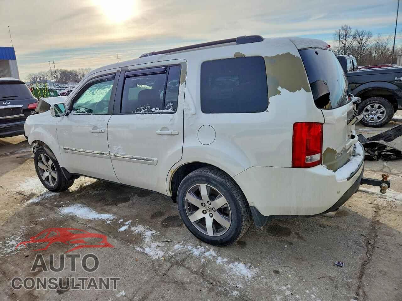 HONDA PILOT 2013 - 5FNYF4H95DB082407