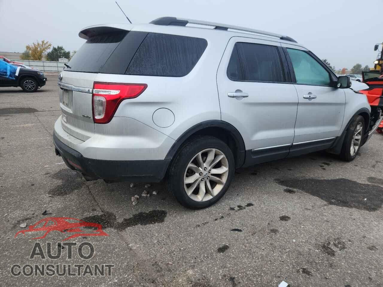 FORD EXPLORER 2011 - 1FMHK8F81BGA27660