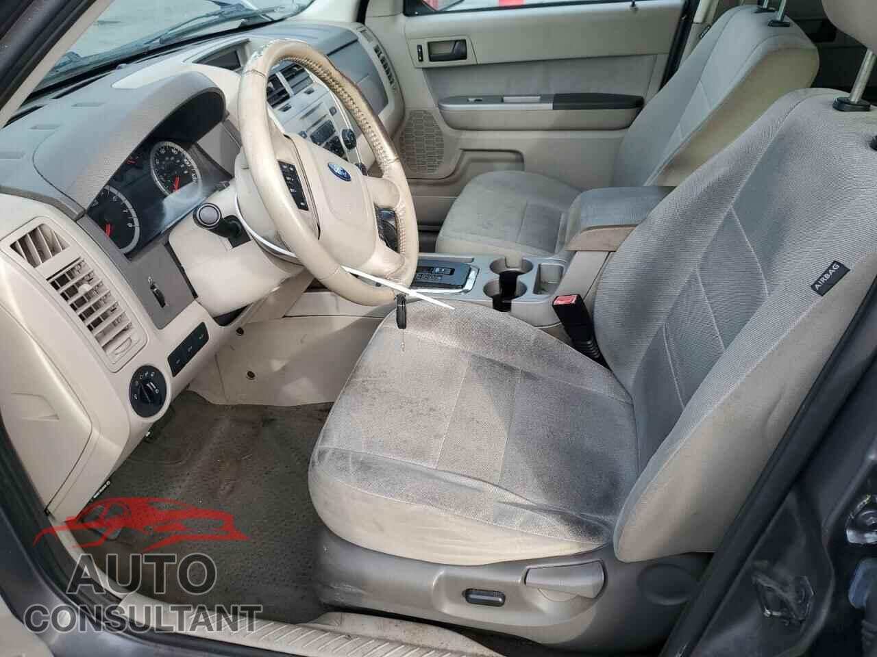 FORD ESCAPE 2011 - 1FMCU9D74BKB09223
