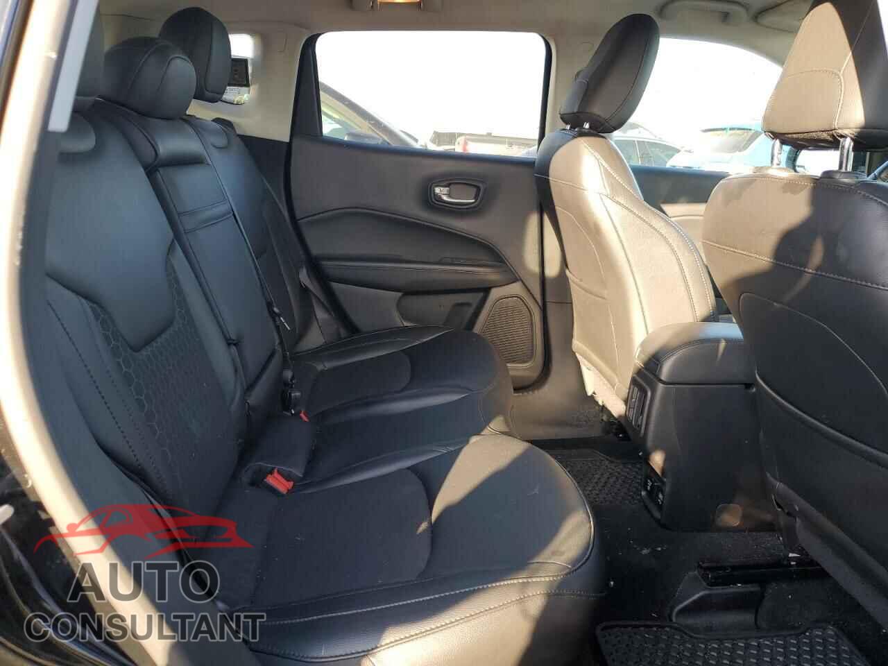 JEEP COMPASS 2019 - 3C4NJDBB9KT806806