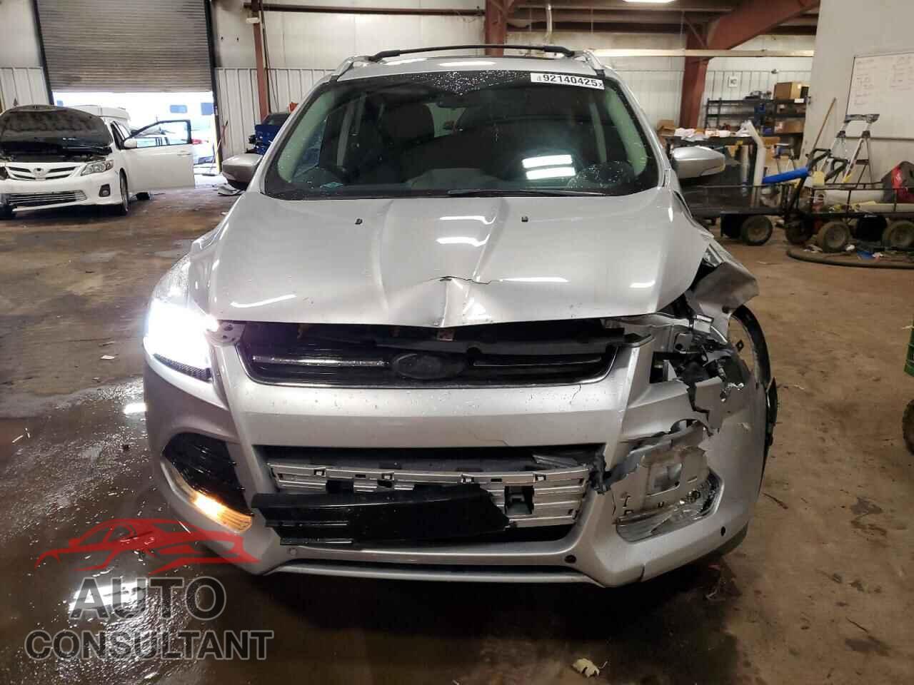 FORD ESCAPE 2014 - 1FMCU9J97EUC94592