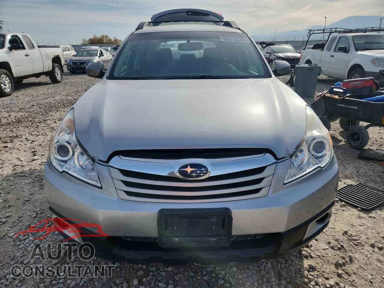 SUBARU OUTBACK 2011 - 4S4BRBKC8B3372801