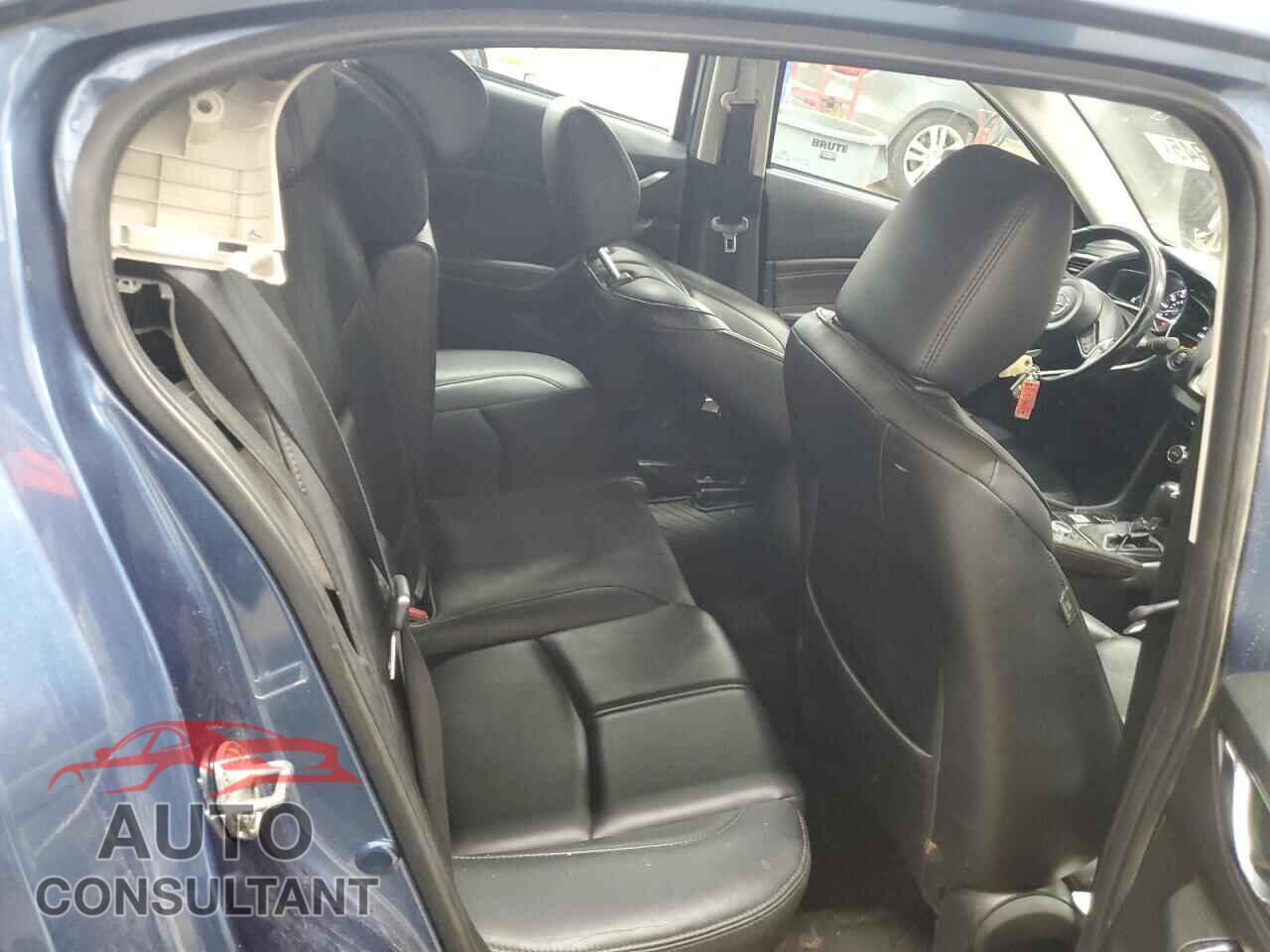 MAZDA 3 2017 - 3MZBN1V78HM141202