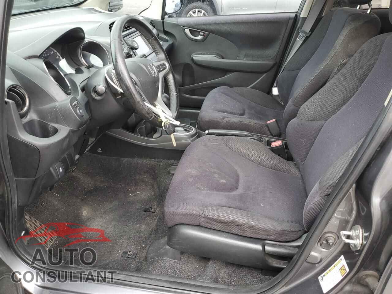 HONDA FIT 2013 - JHMGE8H68DC043401