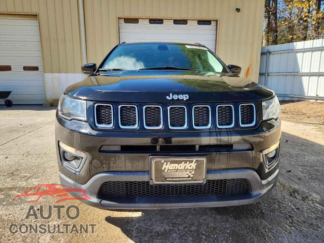 JEEP COMPASS 2018 - 3C4NJDBB8JT354989