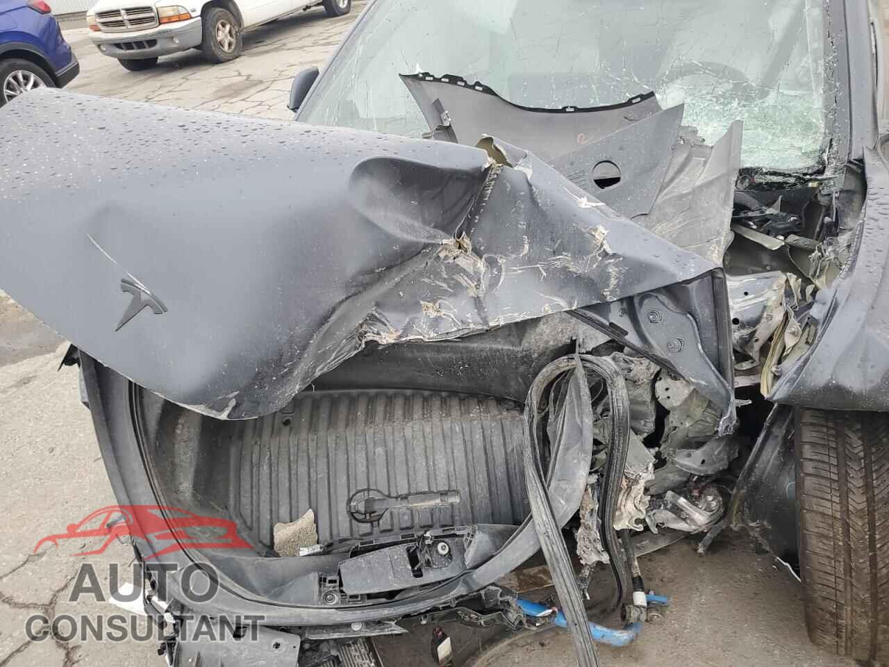 TESLA MODEL 3 2021 - 5YJ3E1EC0MF856381