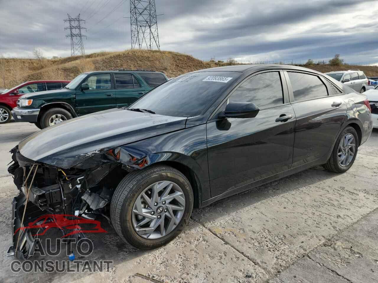 HYUNDAI ELANTRA 2024 - KMHLM4DG5RU769014