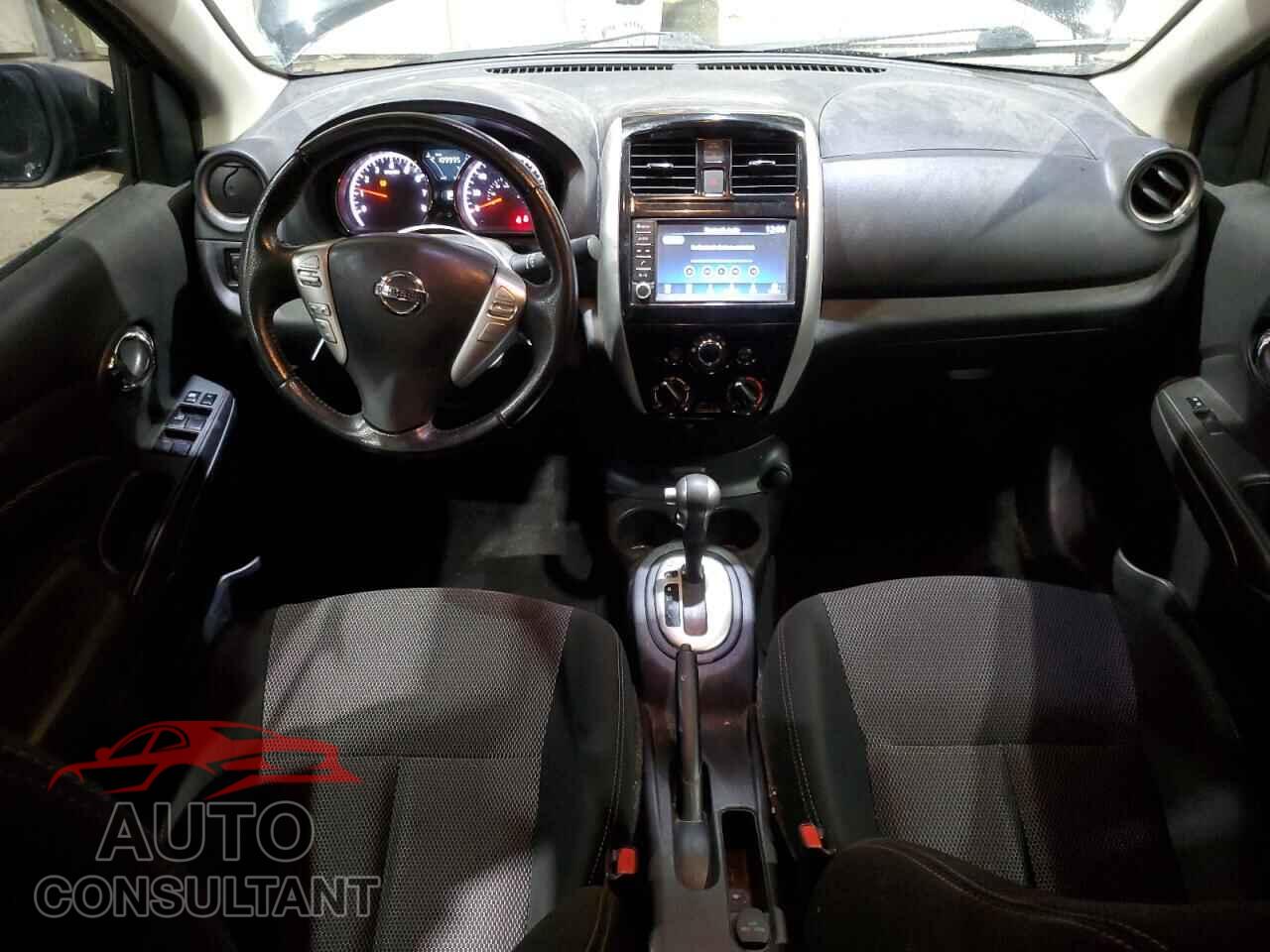 NISSAN VERSA 2018 - 3N1CN7AP1JL881785