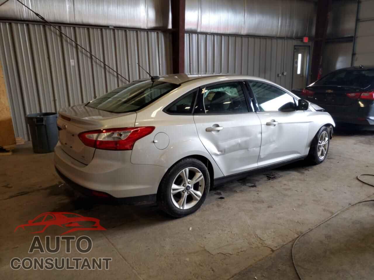 FORD FOCUS 2014 - 1FADP3F29EL197947