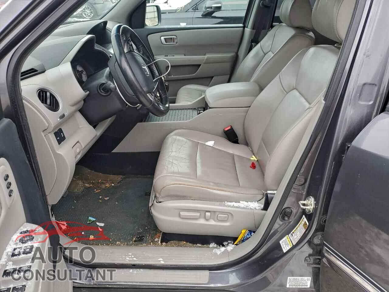 HONDA PILOT 2014 - 5FNYF4H92EB053867