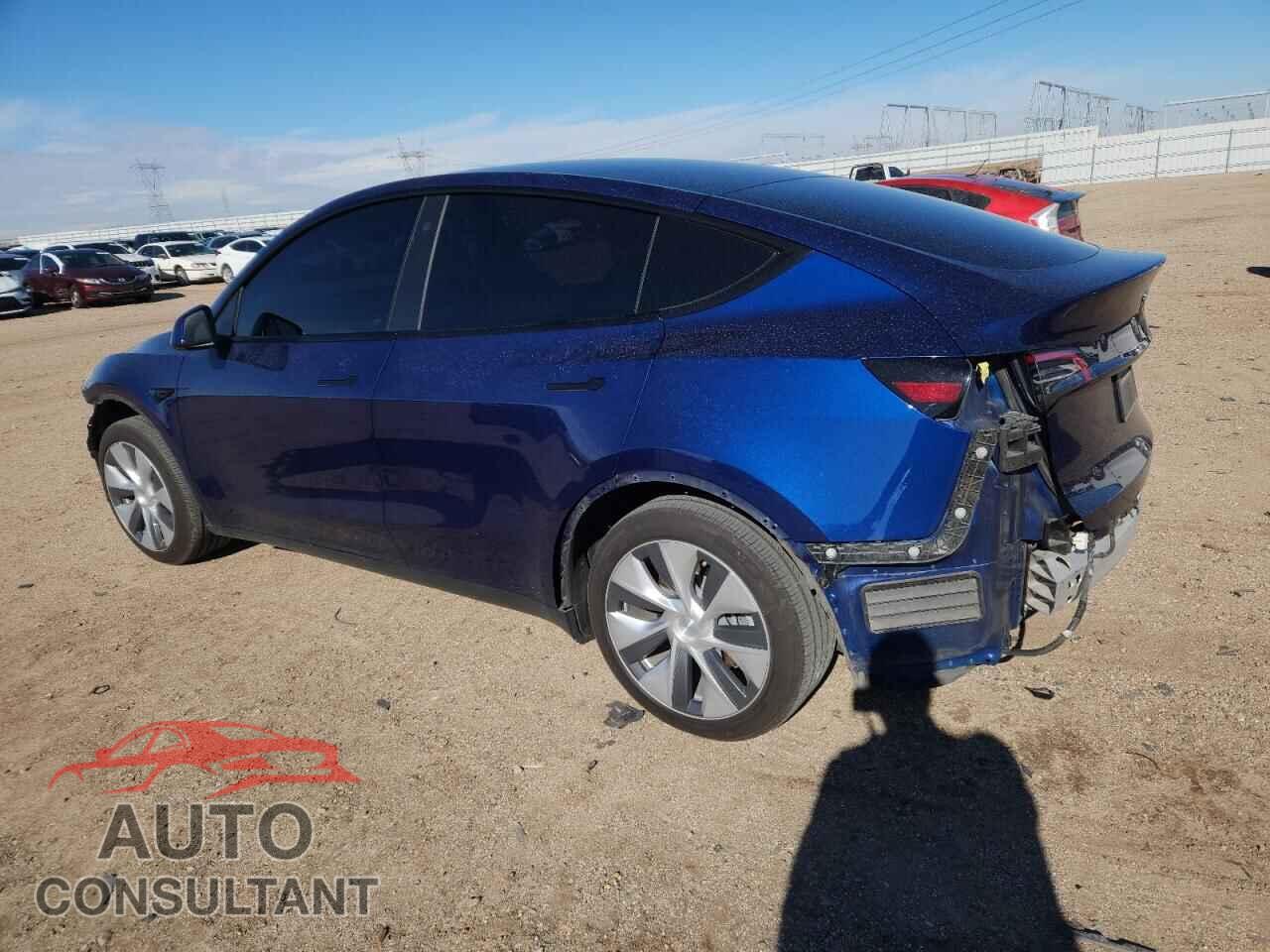 TESLA MODEL Y 2023 - 7SAYGAEE0PF772523