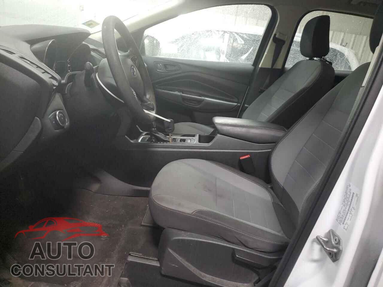 FORD ESCAPE 2018 - 1FMCU0F76JUB20168