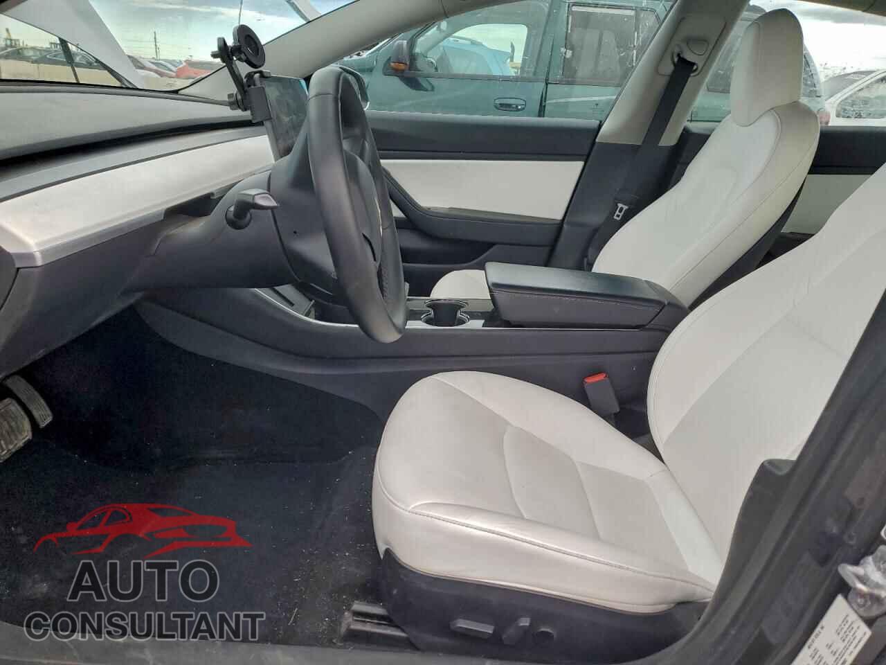TESLA MODEL 3 2020 - 5YJ3E1EB4LF639082