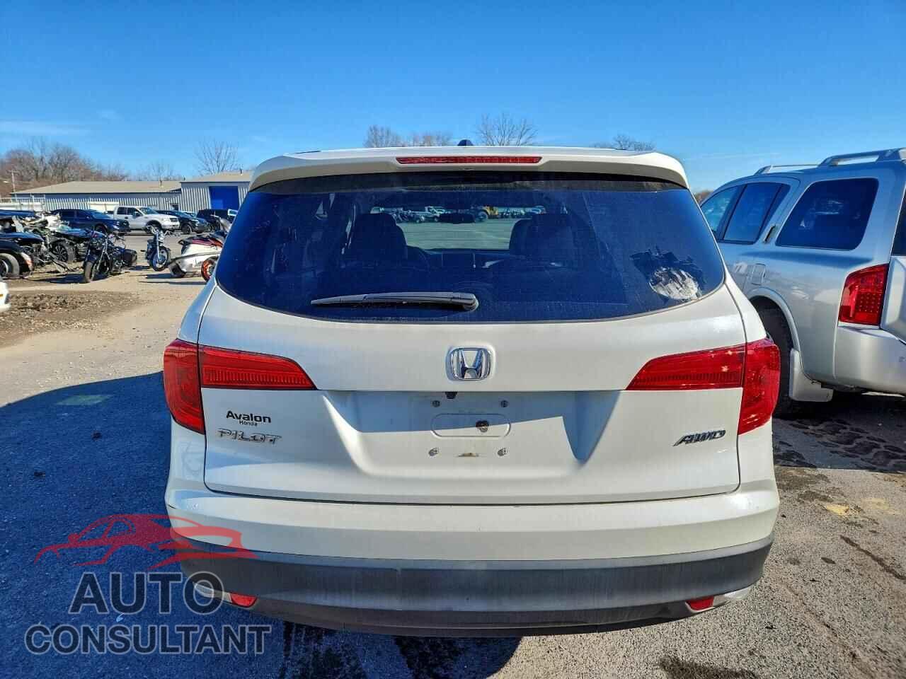 HONDA PILOT 2017 - 5FNYF6H79HB039284