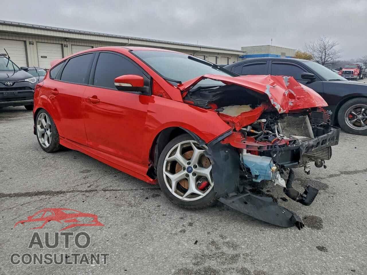 FORD FOCUS 2017 - 1FADP3L96HL242526