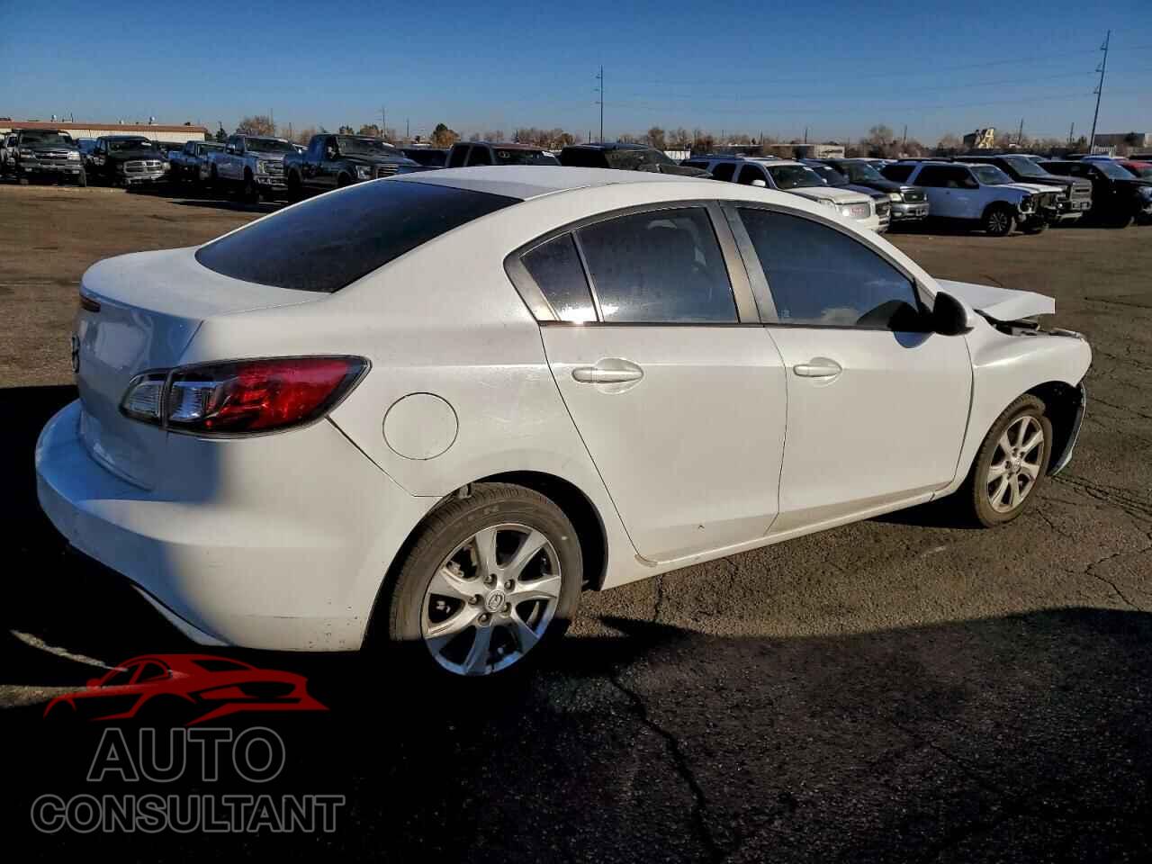 MAZDA 3 2011 - JM1BL1VF4B1404192