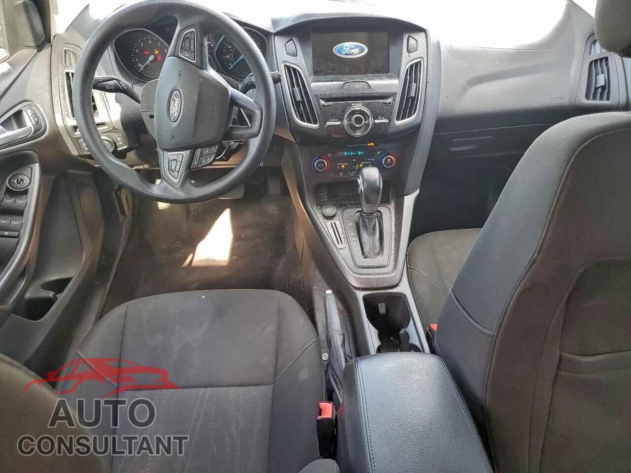 FORD FOCUS 2018 - 1FADP3M20JL245655