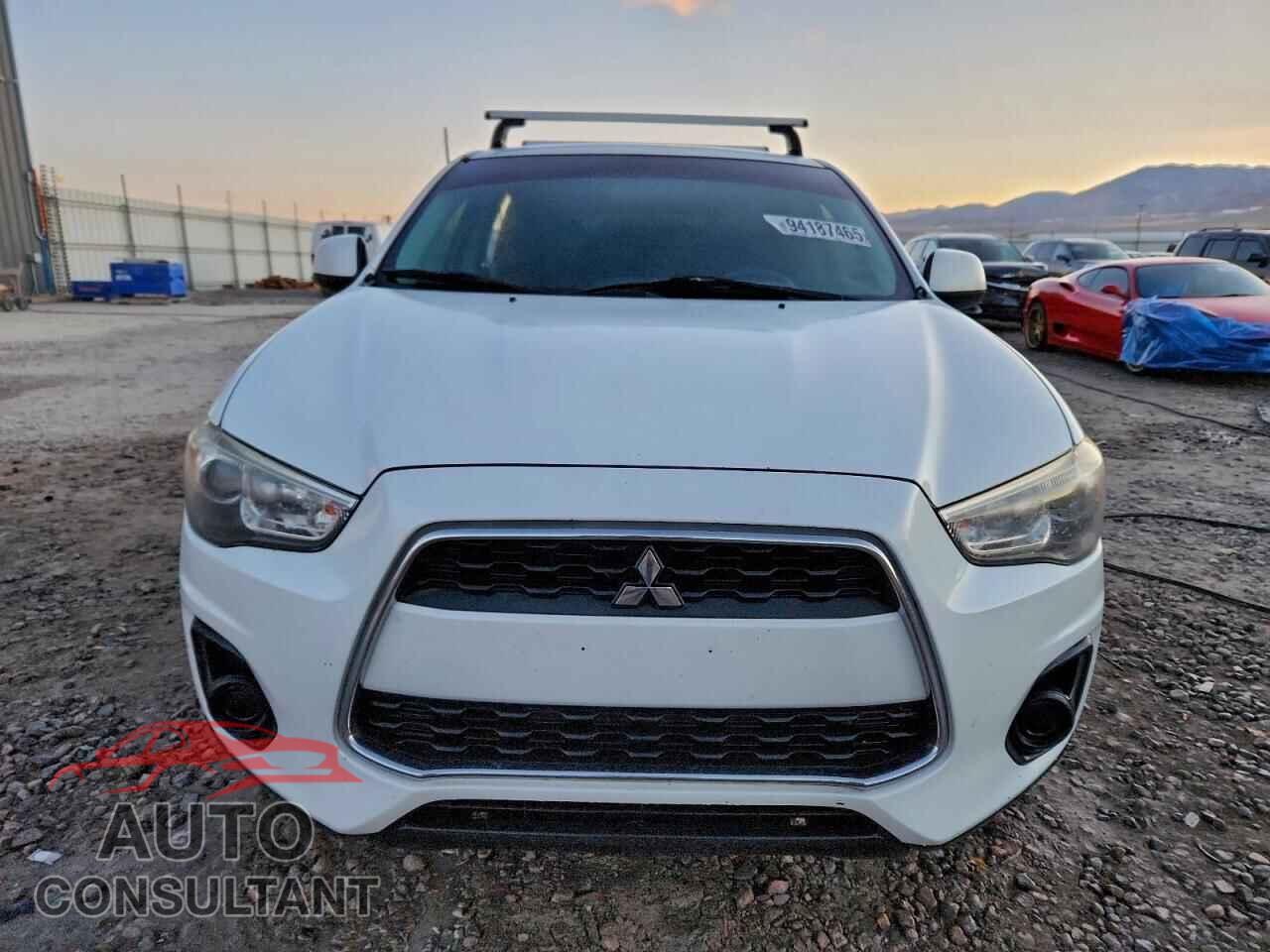 MITSUBISHI OUTLANDER 2015 - 4A4AR3AU2FE015049