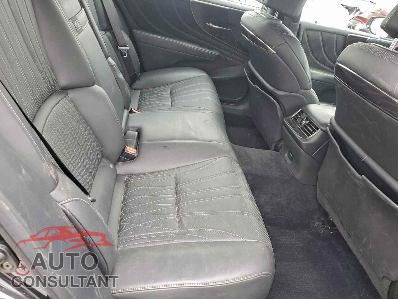 LEXUS LS500 2018 - JTHC51FF2J5004845