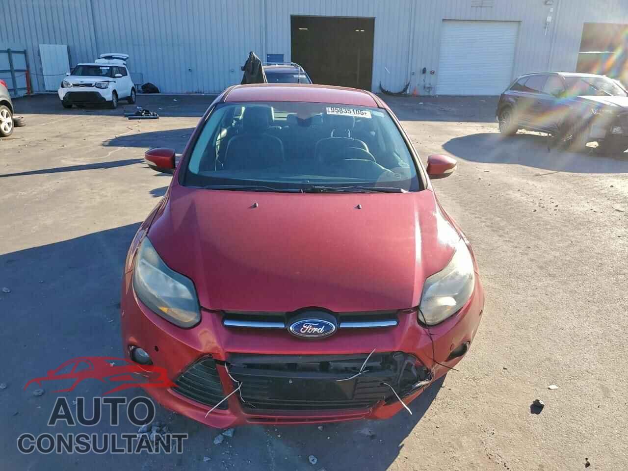 FORD FOCUS 2012 - 1FAHP3J23CL241768