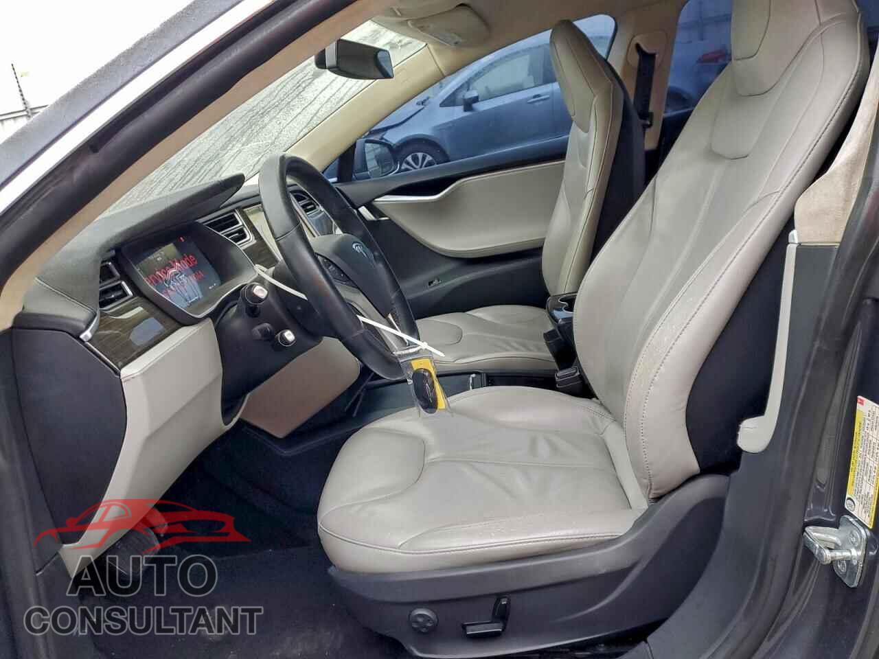 TESLA MODEL S 2014 - 5YJSA1H11EFP51044