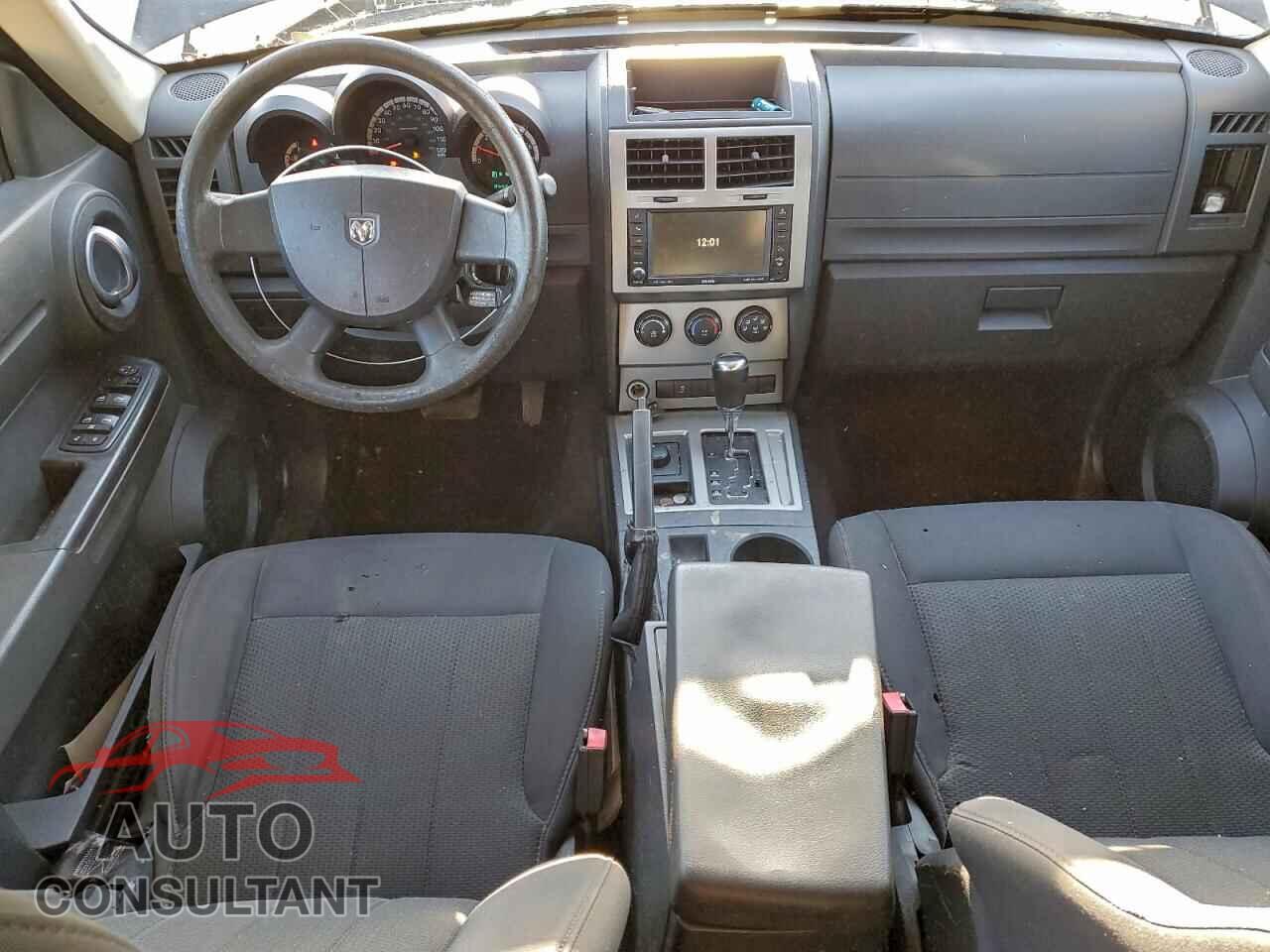 DODGE NITRO 2011 - 1D4PU4GX8BW590786