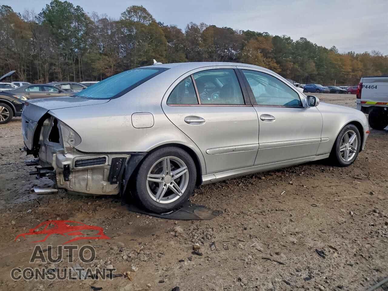 MERCEDES-BENZ E-CLASS 2009 - WDBUF56X39B384843