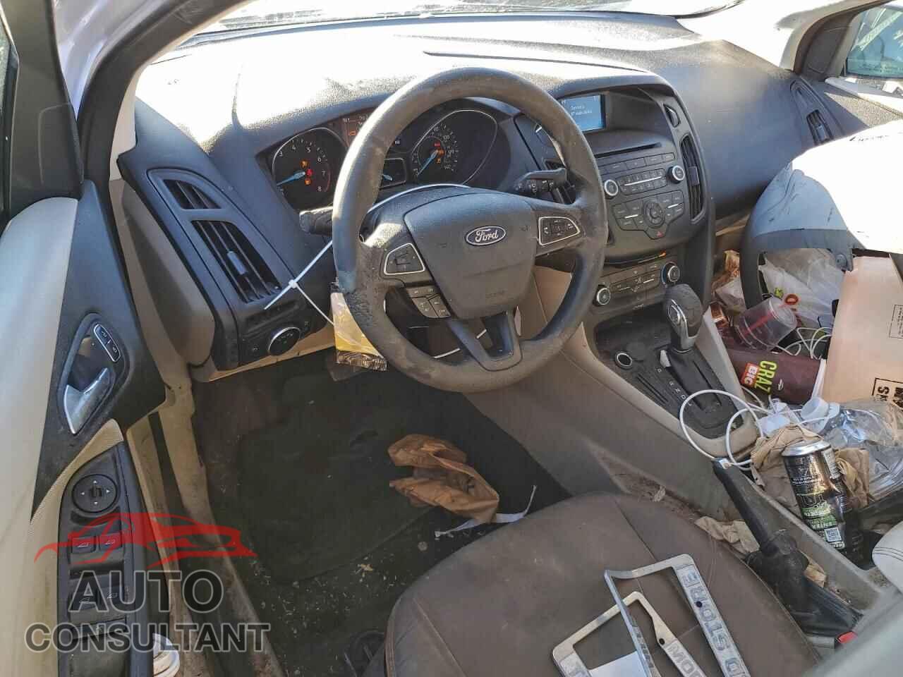 FORD FOCUS 2017 - 1FADP3F28HL215004