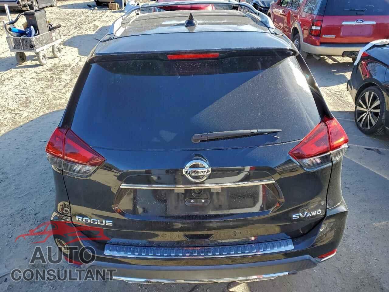 NISSAN ROGUE 2018 - KNMAT2MV9JP595646