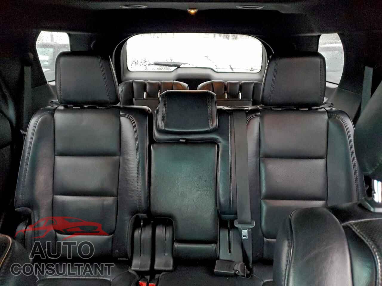 FORD EXPLORER 2011 - 1FMHK8F82BGA70677