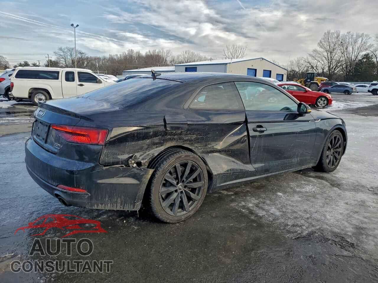 AUDI A5 2018 - WAUNNAF56JA060129