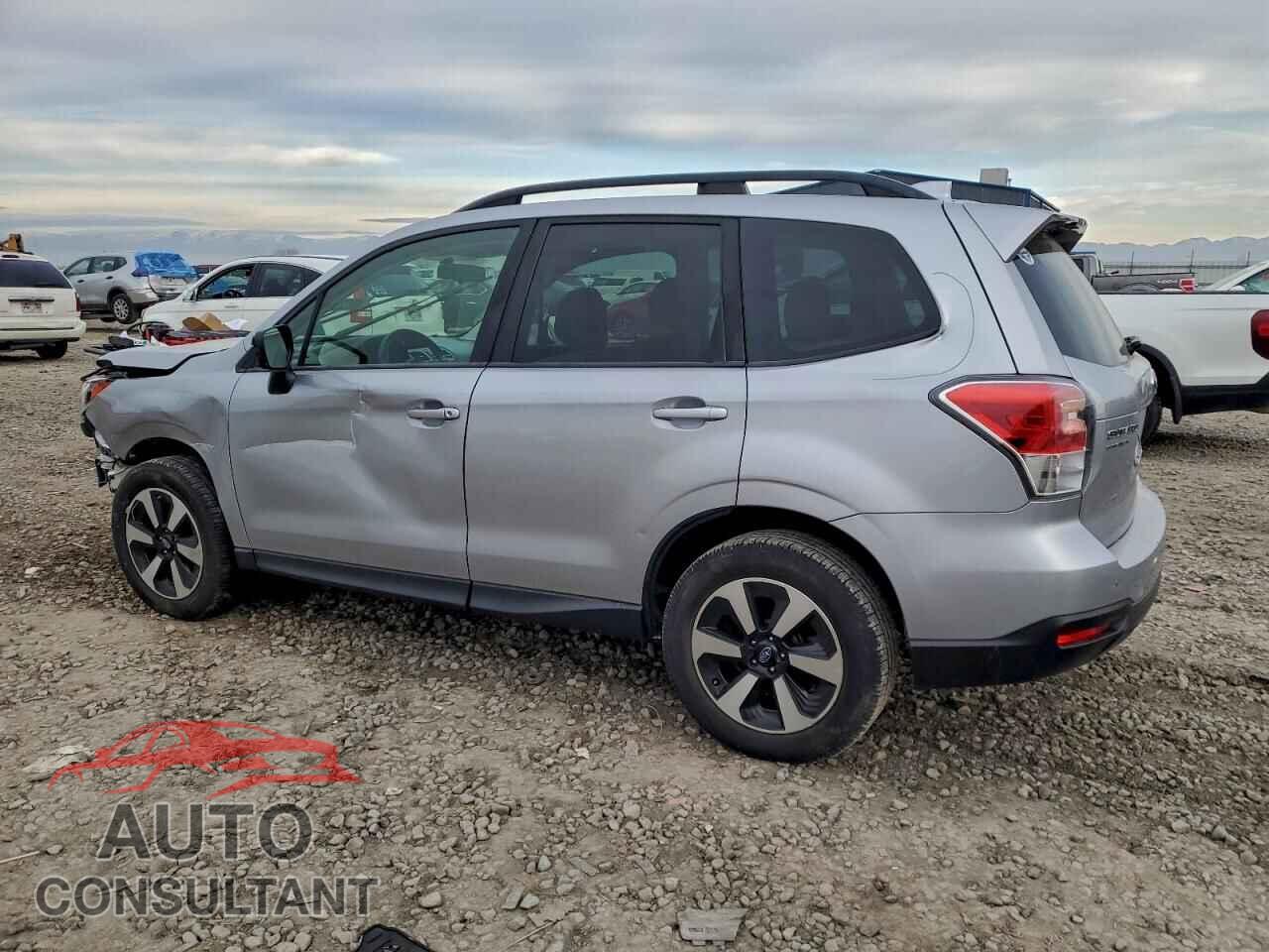 SUBARU FORESTER 2018 - JF2SJAEC2JH514337